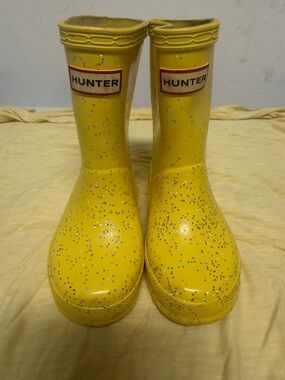 Hunter Kids Yellow Glitter Rain Boots